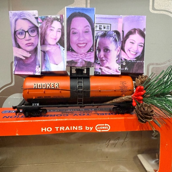 ๐ Small Fish Crafts Shenanigans: HOโS NO THEME HALLOWEEN Share Show Today ๐ - Picture 7 of 11